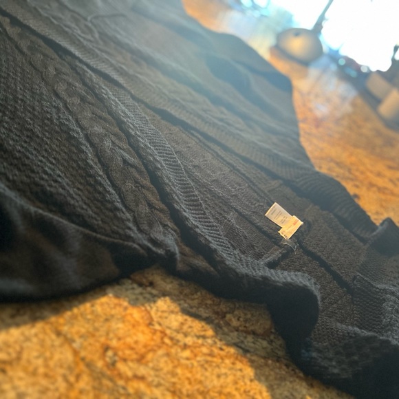 NITTED SWEATER - Picture 8 of 9